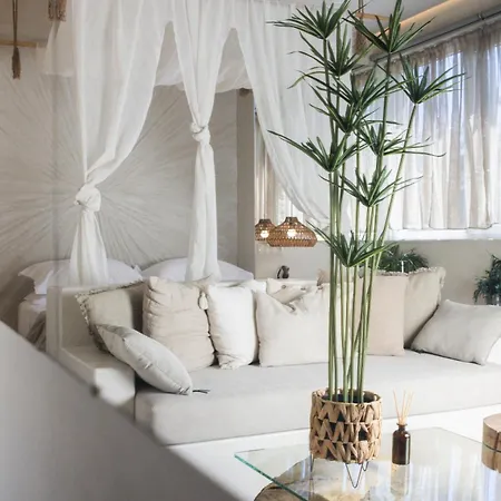 Gea Athenian Apartment